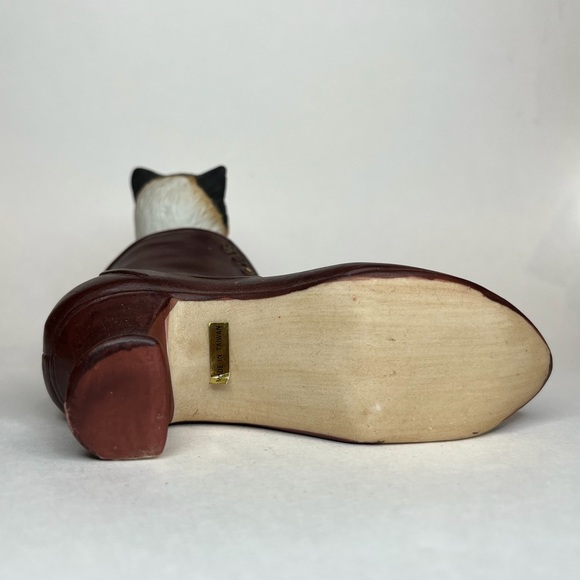 Puss in Boots All Dressed Up - Picture 7 of 10